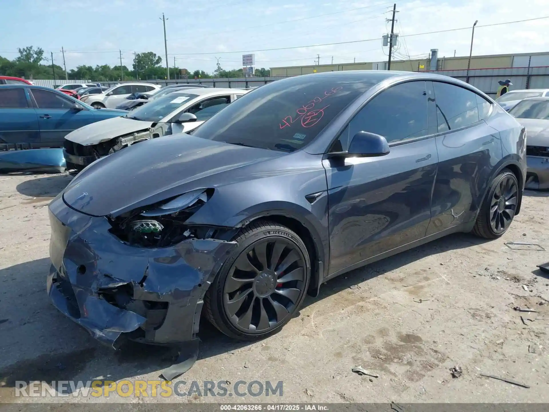 2 Photograph of a damaged car 7SAYGDEF1NF508766 TESLA MODEL Y 2022