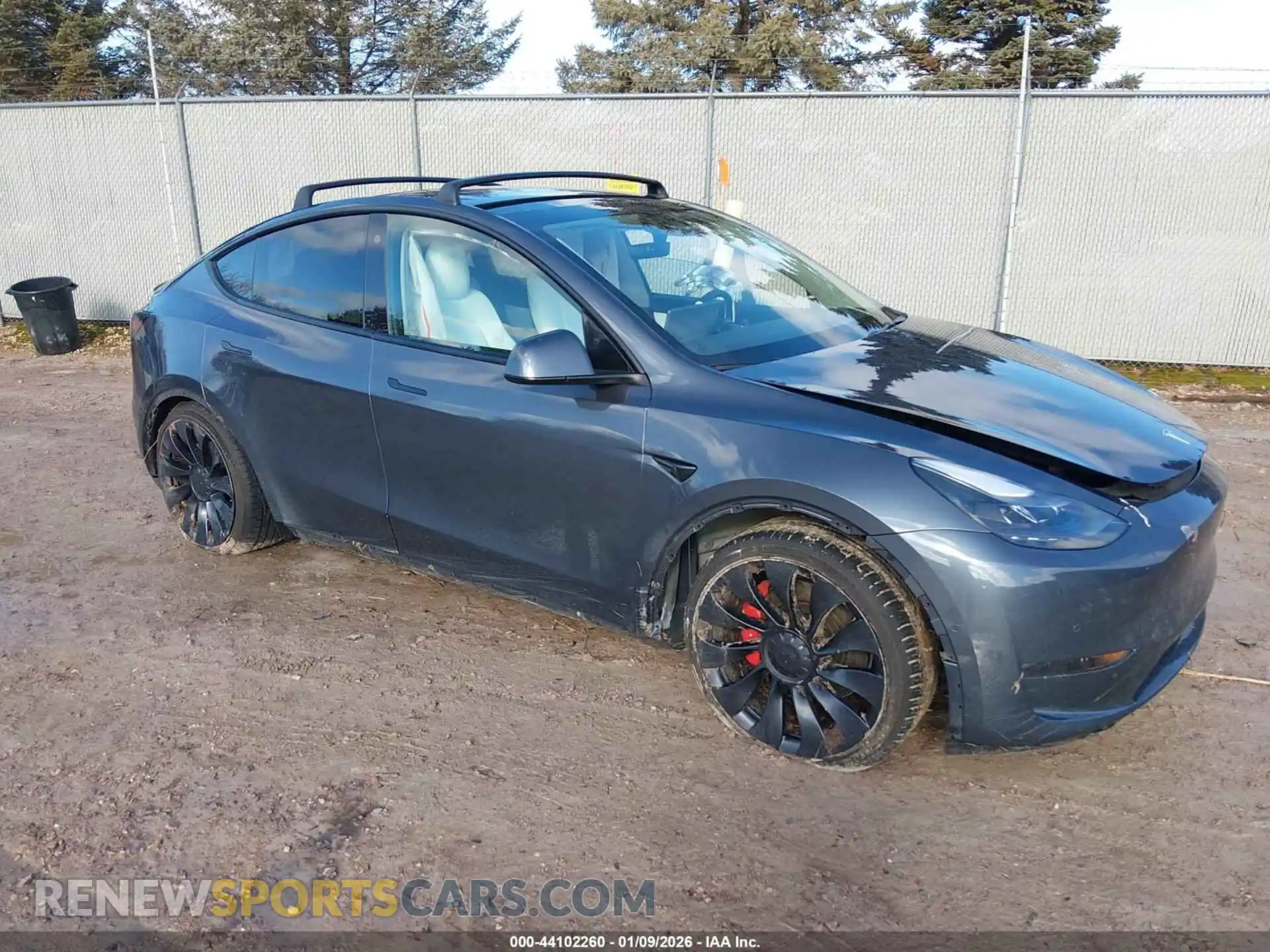 1 Photograph of a damaged car 7SAYGDEF1NF510811 TESLA MODEL Y 2022