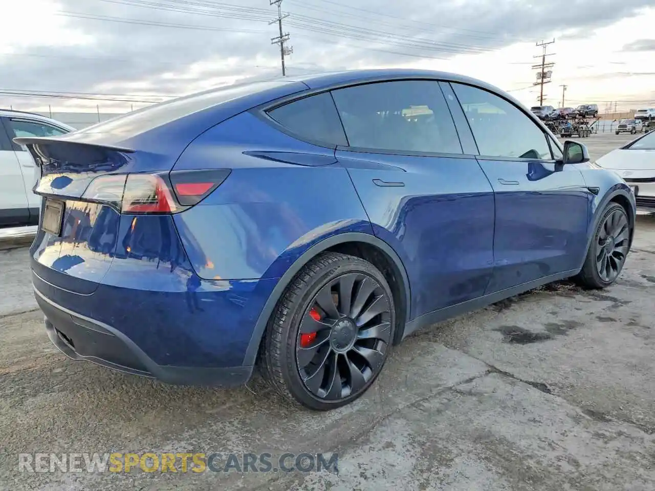 3 Photograph of a damaged car 7SAYGDEF1NF558549 TESLA MODEL Y 2022