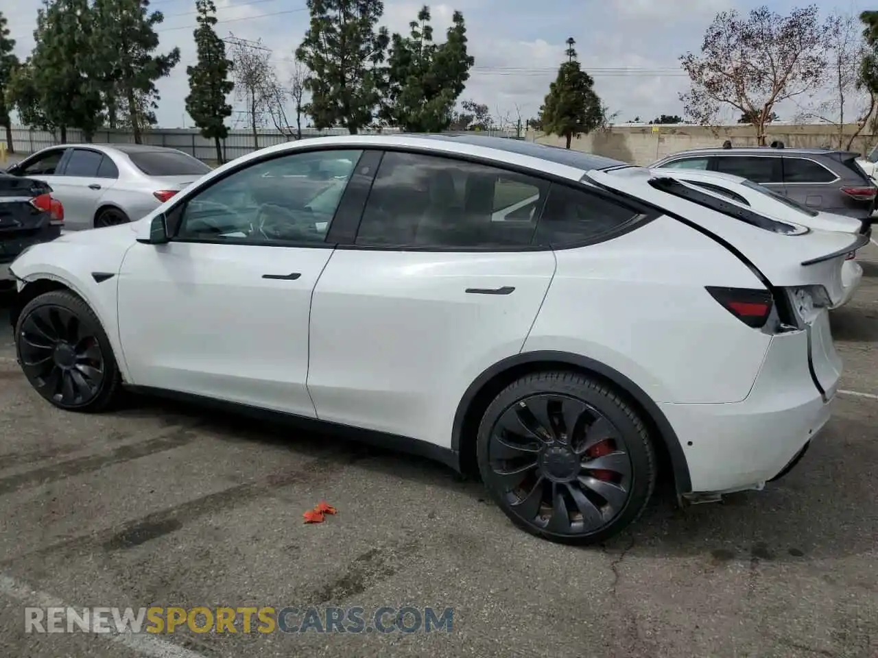 2 Photograph of a damaged car 7SAYGDEF2NF317678 TESLA MODEL Y 2022