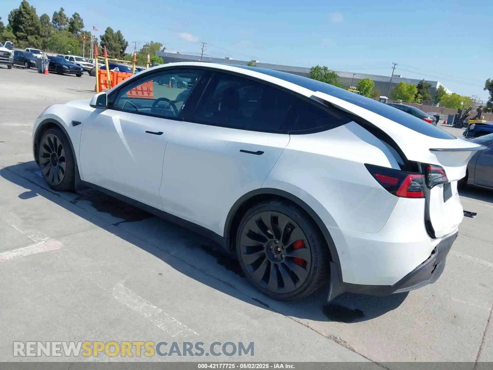 3 Photograph of a damaged car 7SAYGDEF2NF347456 TESLA MODEL Y 2022