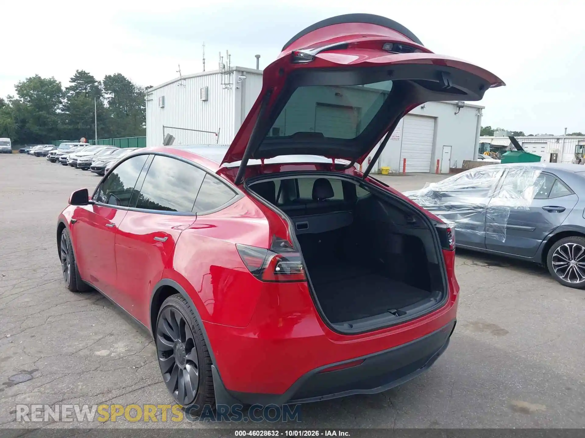 3 Photograph of a damaged car 7SAYGDEF2NF391117 TESLA MODEL Y 2022