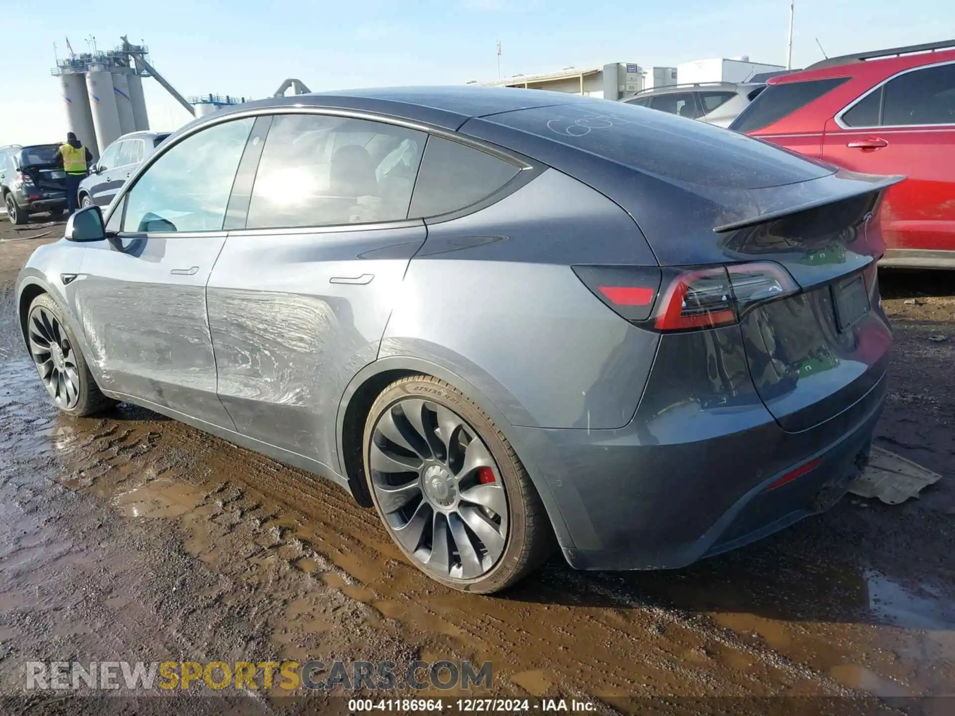 3 Photograph of a damaged car 7SAYGDEF2NF446035 TESLA MODEL Y 2022