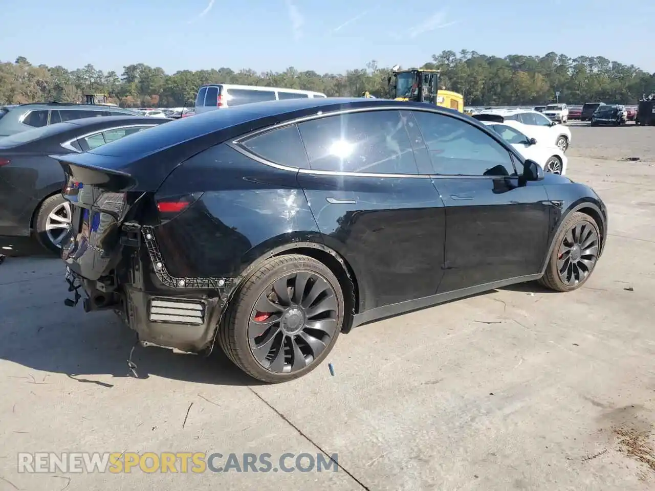 3 Photograph of a damaged car 7SAYGDEF2NF453521 TESLA MODEL Y 2022