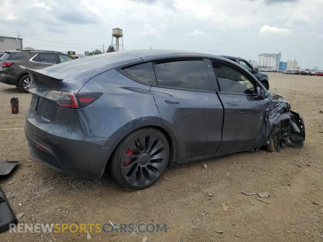 3 Photograph of a damaged car 7SAYGDEF2NF460100 TESLA MODEL Y 2022