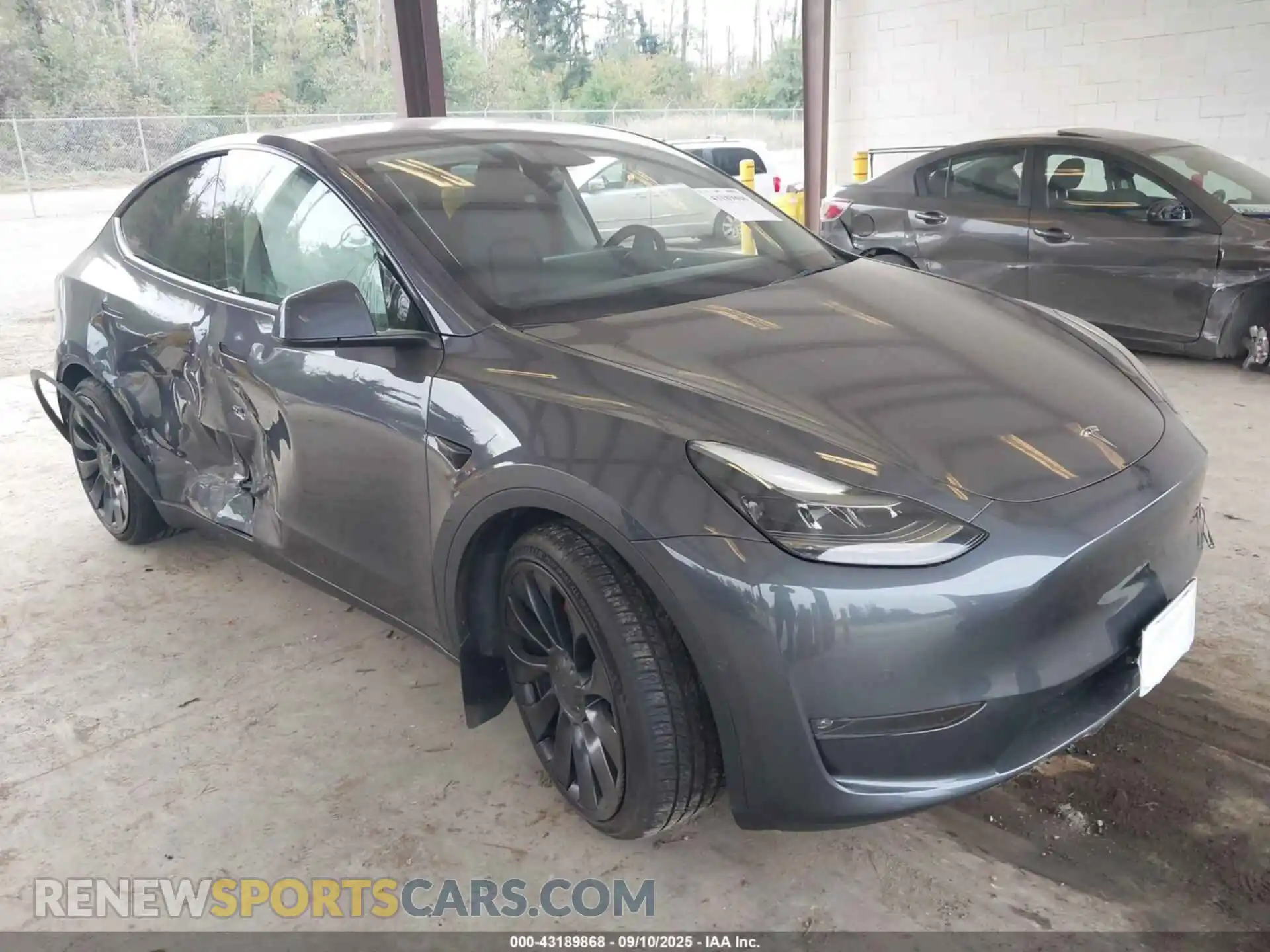 1 Photograph of a damaged car 7SAYGDEF2NF485367 TESLA MODEL Y 2022