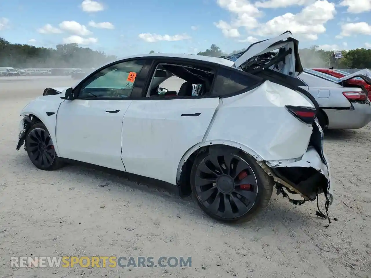 2 Photograph of a damaged car 7SAYGDEF2NF542439 TESLA MODEL Y 2022