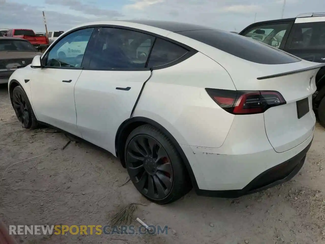 2 Photograph of a damaged car 7SAYGDEF2NF569141 TESLA MODEL Y 2022