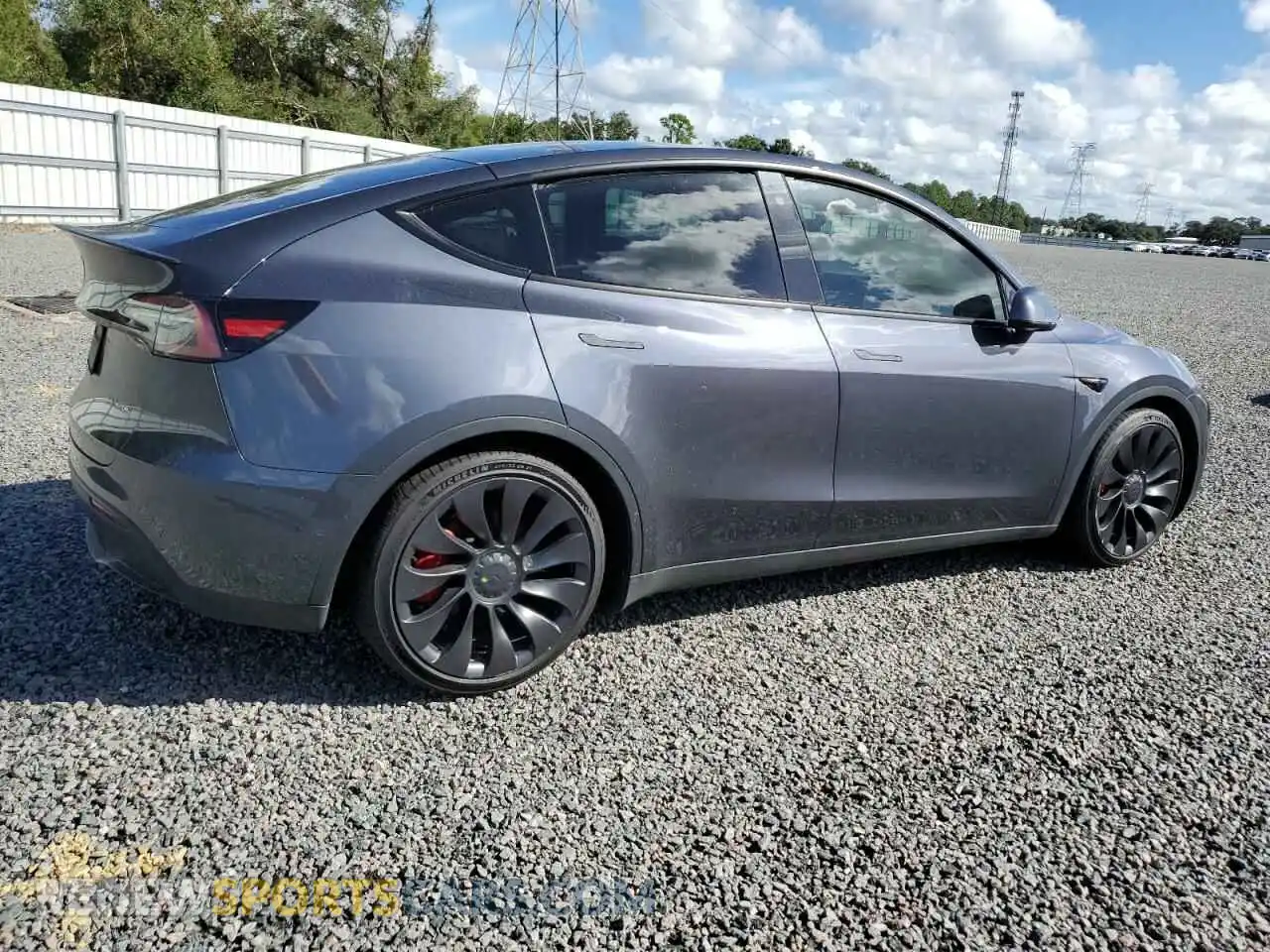 3 Photograph of a damaged car 7SAYGDEF3NF337180 TESLA MODEL Y 2022
