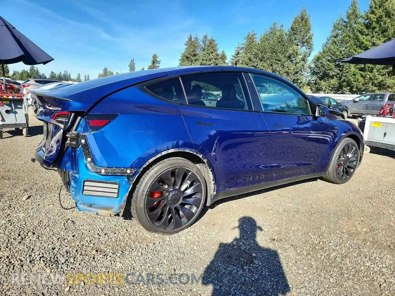 3 Фотография поврежденного автомобиля 7SAYGDEF3NF365867 TESLA MODEL Y 2022