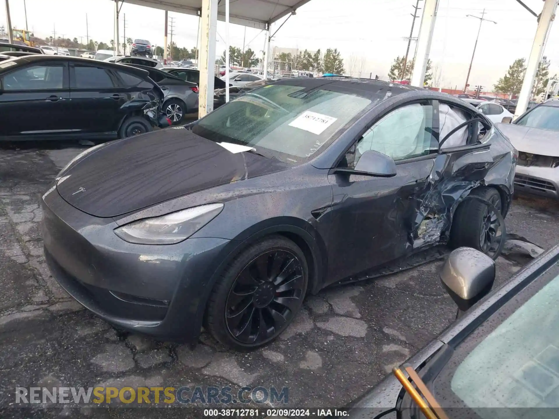 2 Photograph of a damaged car 7SAYGDEF3NF388937 TESLA MODEL Y 2022