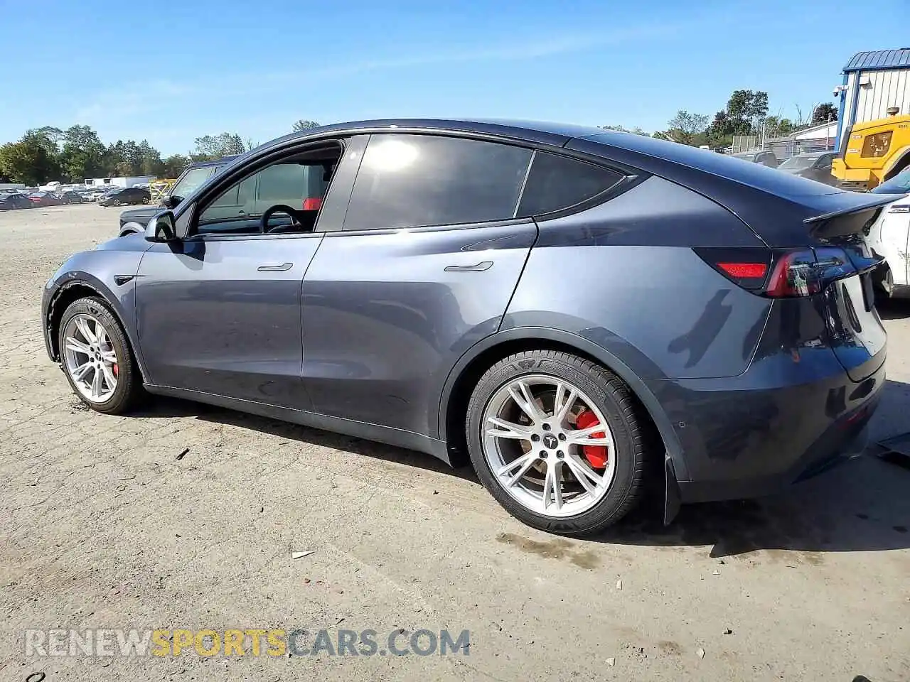 2 Photograph of a damaged car 7SAYGDEF3NF393118 TESLA MODEL Y 2022