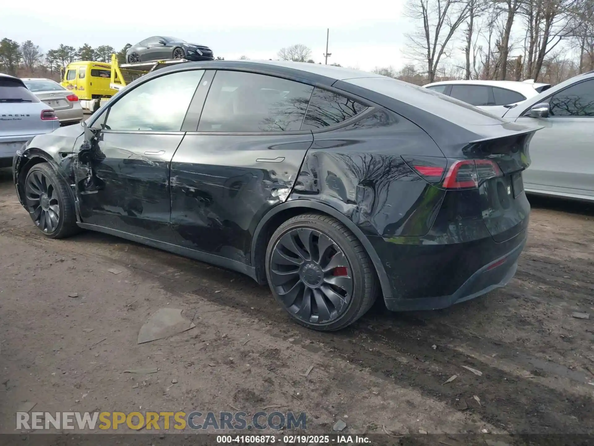 3 Photograph of a damaged car 7SAYGDEF3NF399971 TESLA MODEL Y 2022
