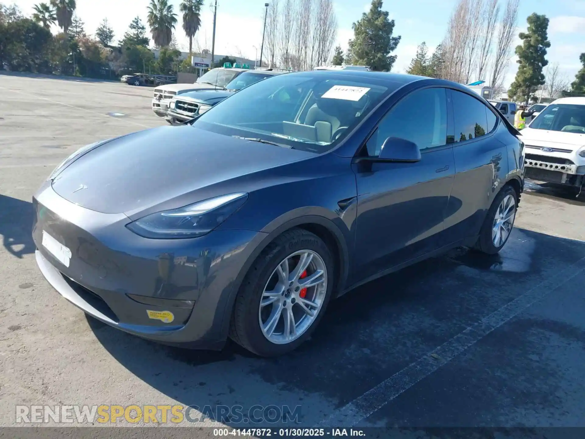 2 Photograph of a damaged car 7SAYGDEF3NF403775 TESLA MODEL Y 2022
