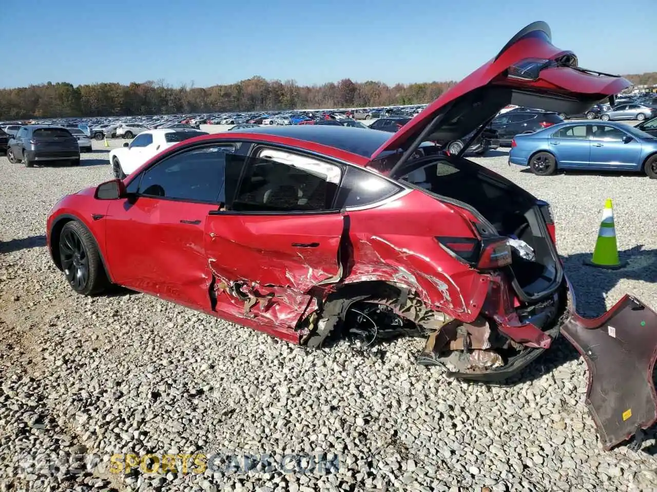 2 Photograph of a damaged car 7SAYGDEF3NF442026 TESLA MODEL Y 2022