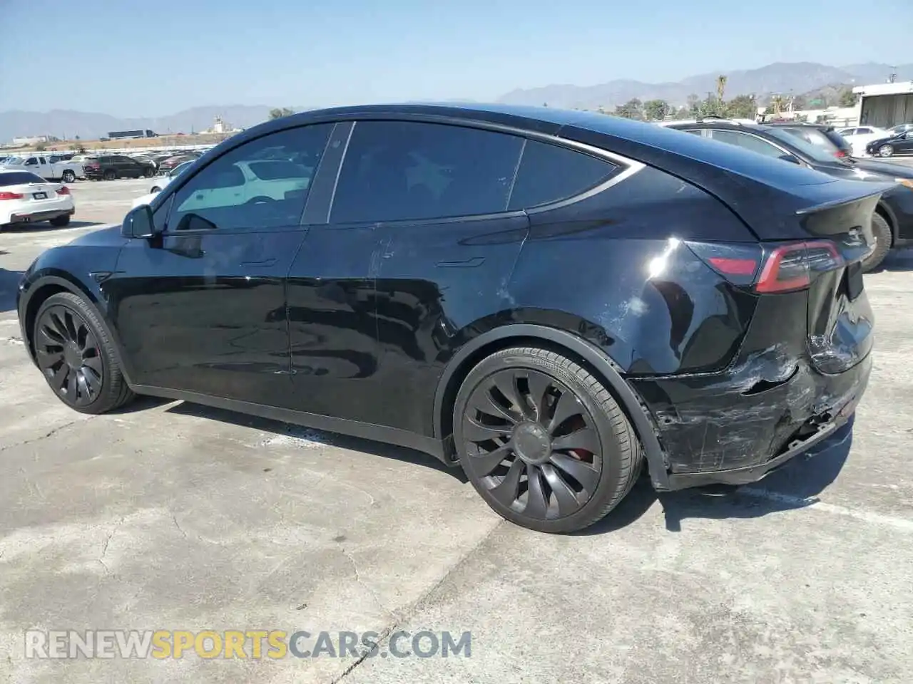 2 Photograph of a damaged car 7SAYGDEF3NF445587 TESLA MODEL Y 2022