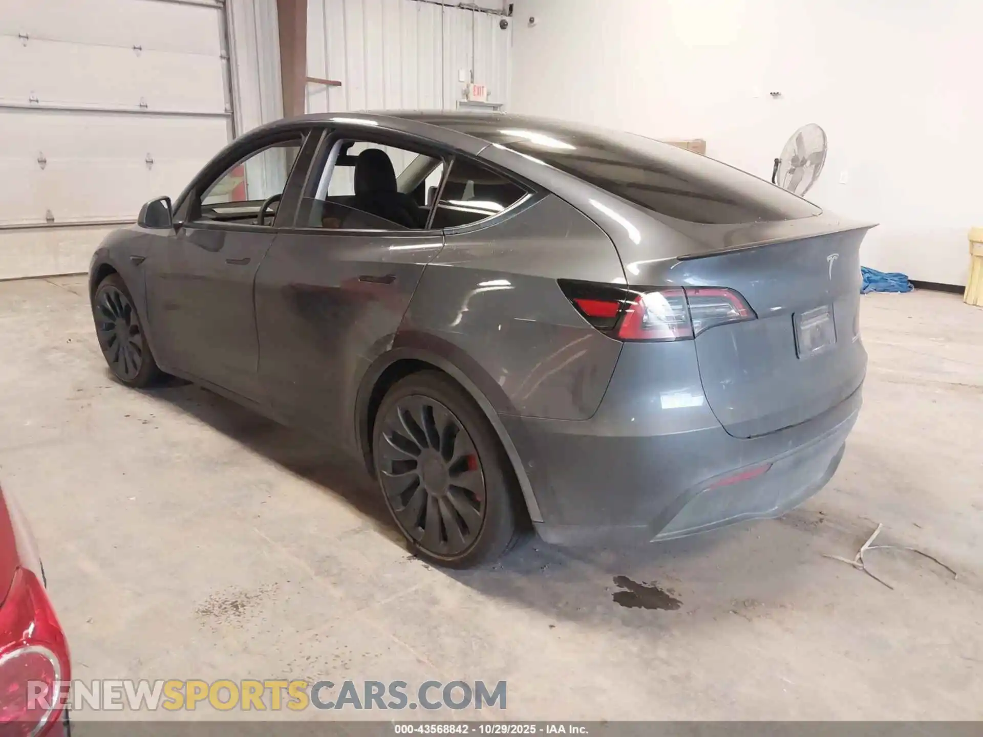 3 Photograph of a damaged car 7SAYGDEF3NF456539 TESLA MODEL Y 2022