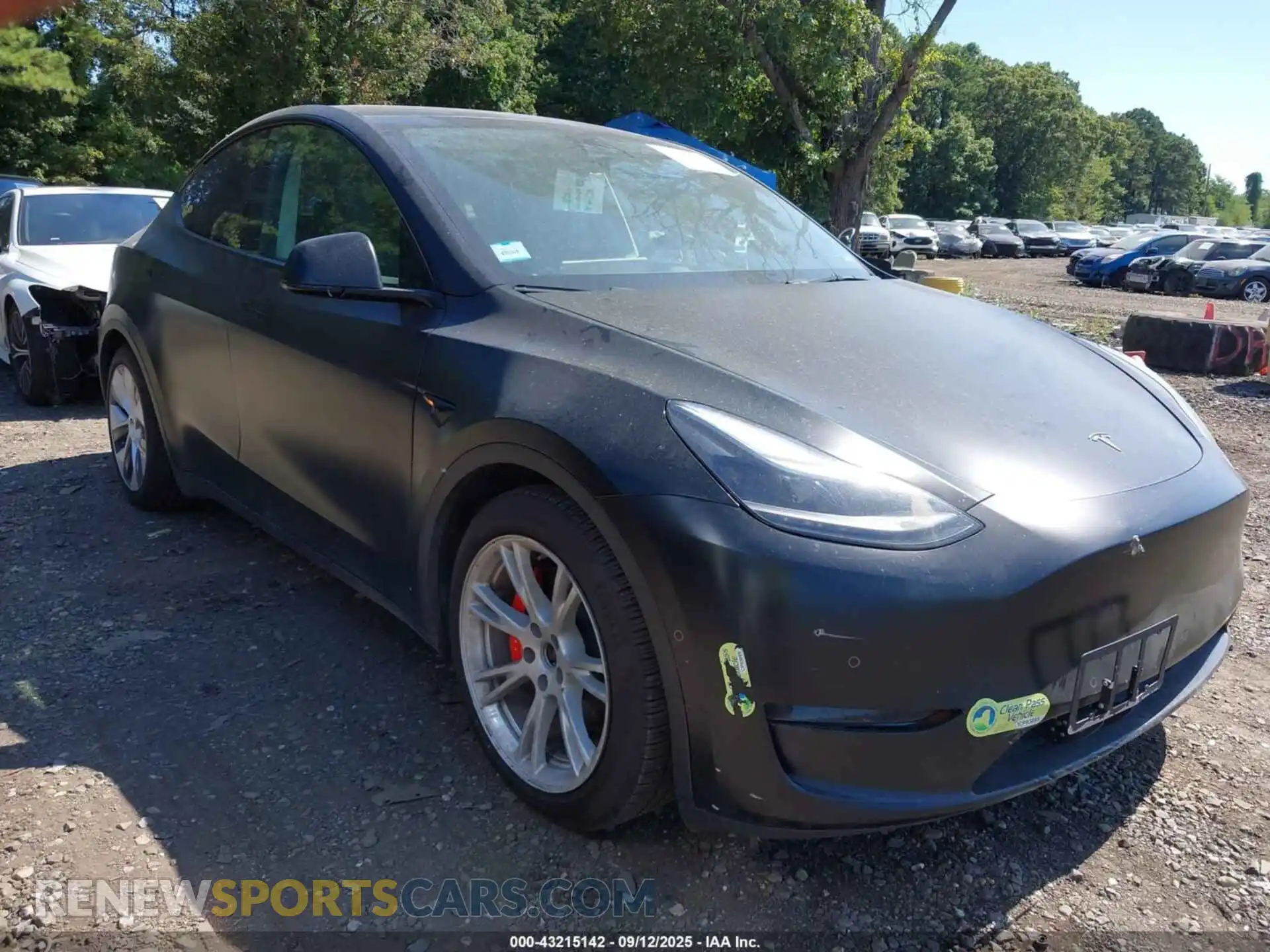 1 Photograph of a damaged car 7SAYGDEF3NF465502 TESLA MODEL Y 2022