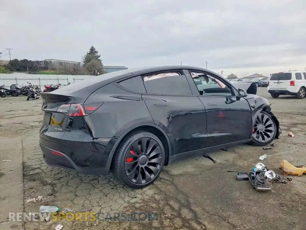 3 Photograph of a damaged car 7SAYGDEF3NF485734 TESLA MODEL Y 2022