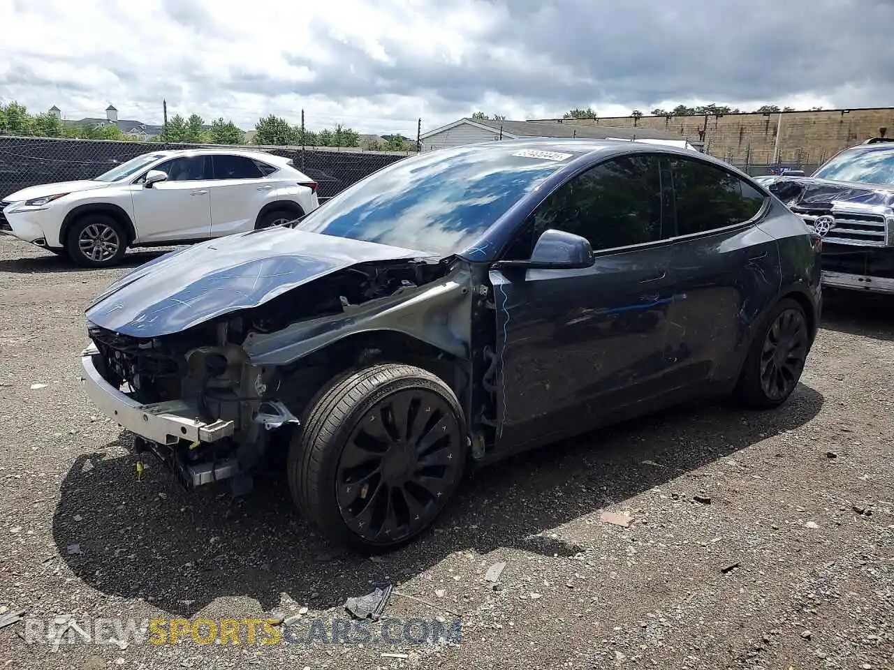 1 Photograph of a damaged car 7SAYGDEF3NF495308 TESLA MODEL Y 2022