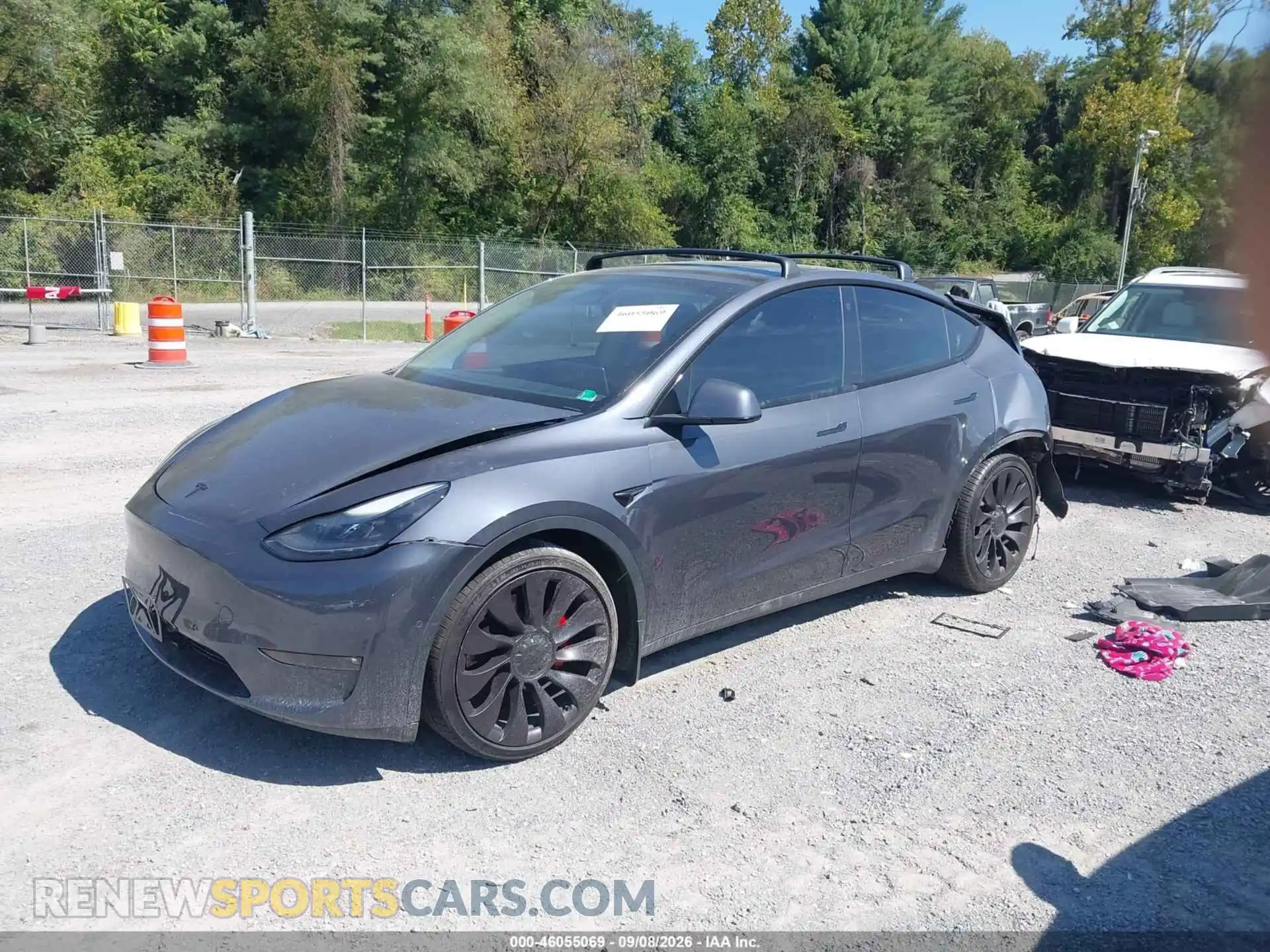 2 fotografías del automóvil dañado 7SAYGDEF4NF308450 TESLA MODEL Y 2022