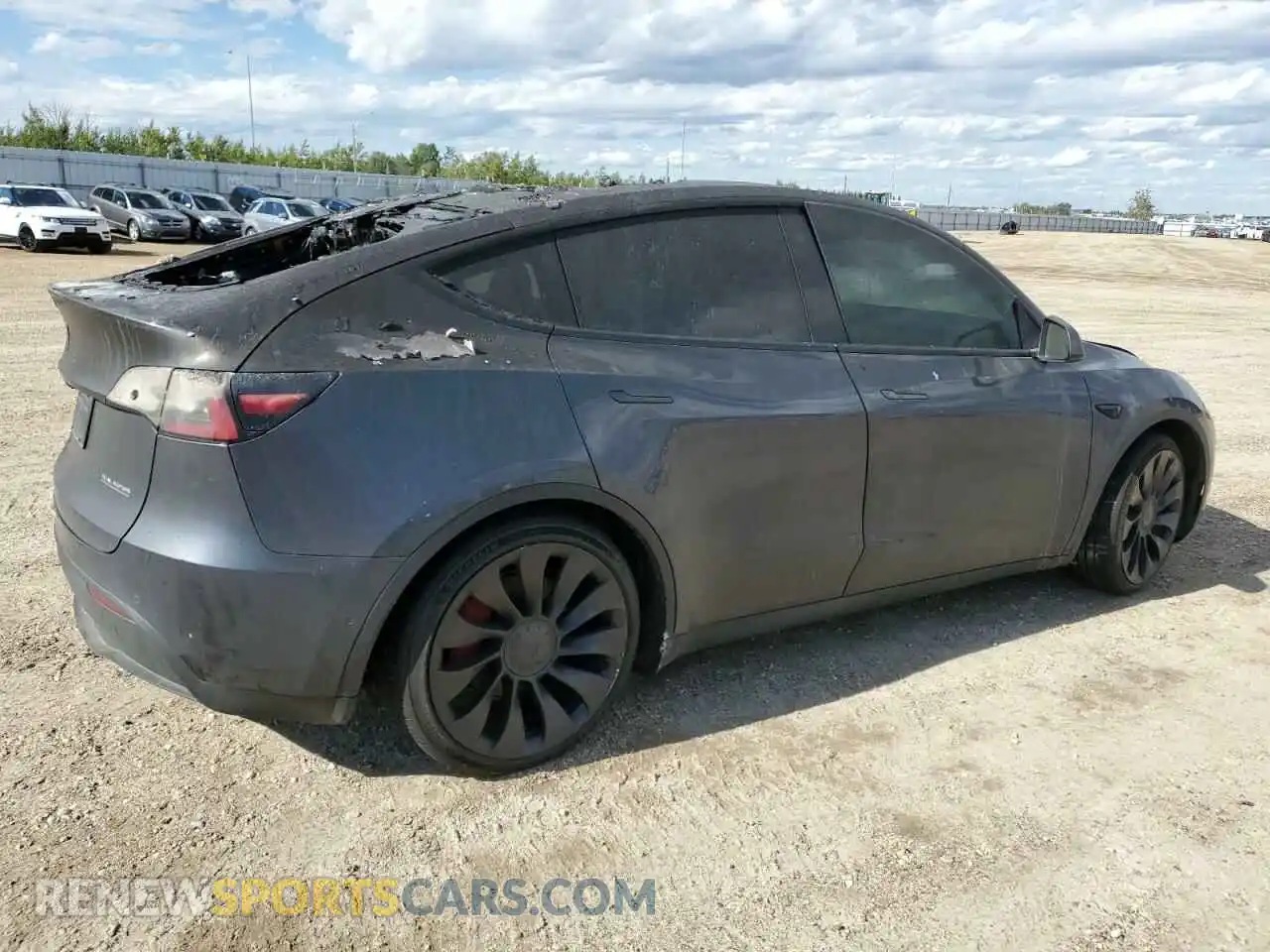 3 Photograph of a damaged car 7SAYGDEF4NF502007 TESLA MODEL Y 2022