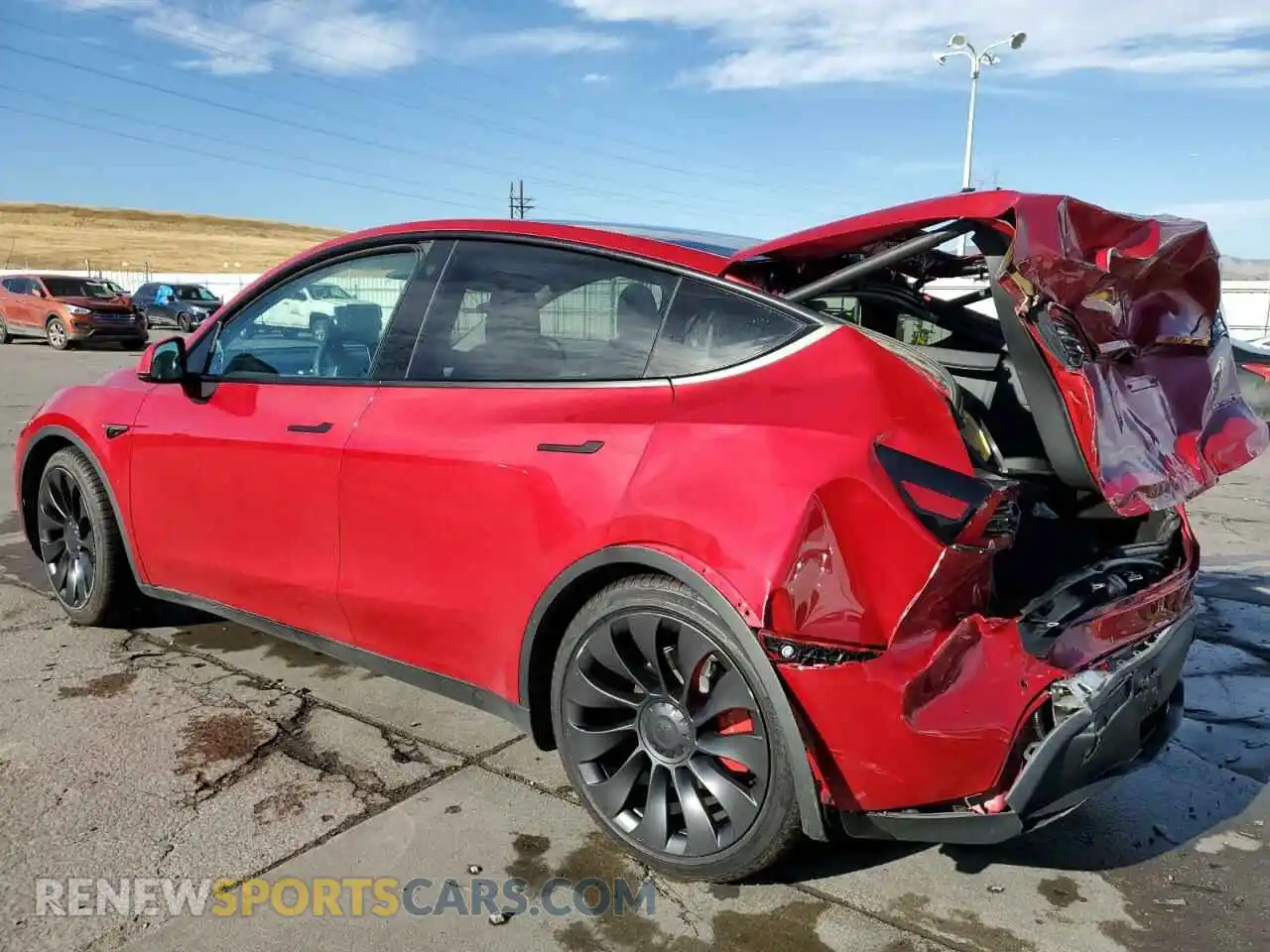 2 Photograph of a damaged car 7SAYGDEF4NF547187 TESLA MODEL Y 2022