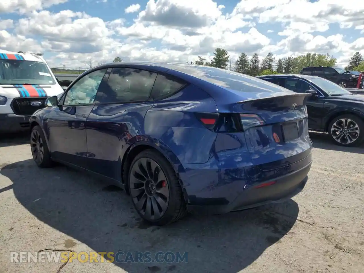 2 Photograph of a damaged car 7SAYGDEF4NF556035 TESLA MODEL Y 2022