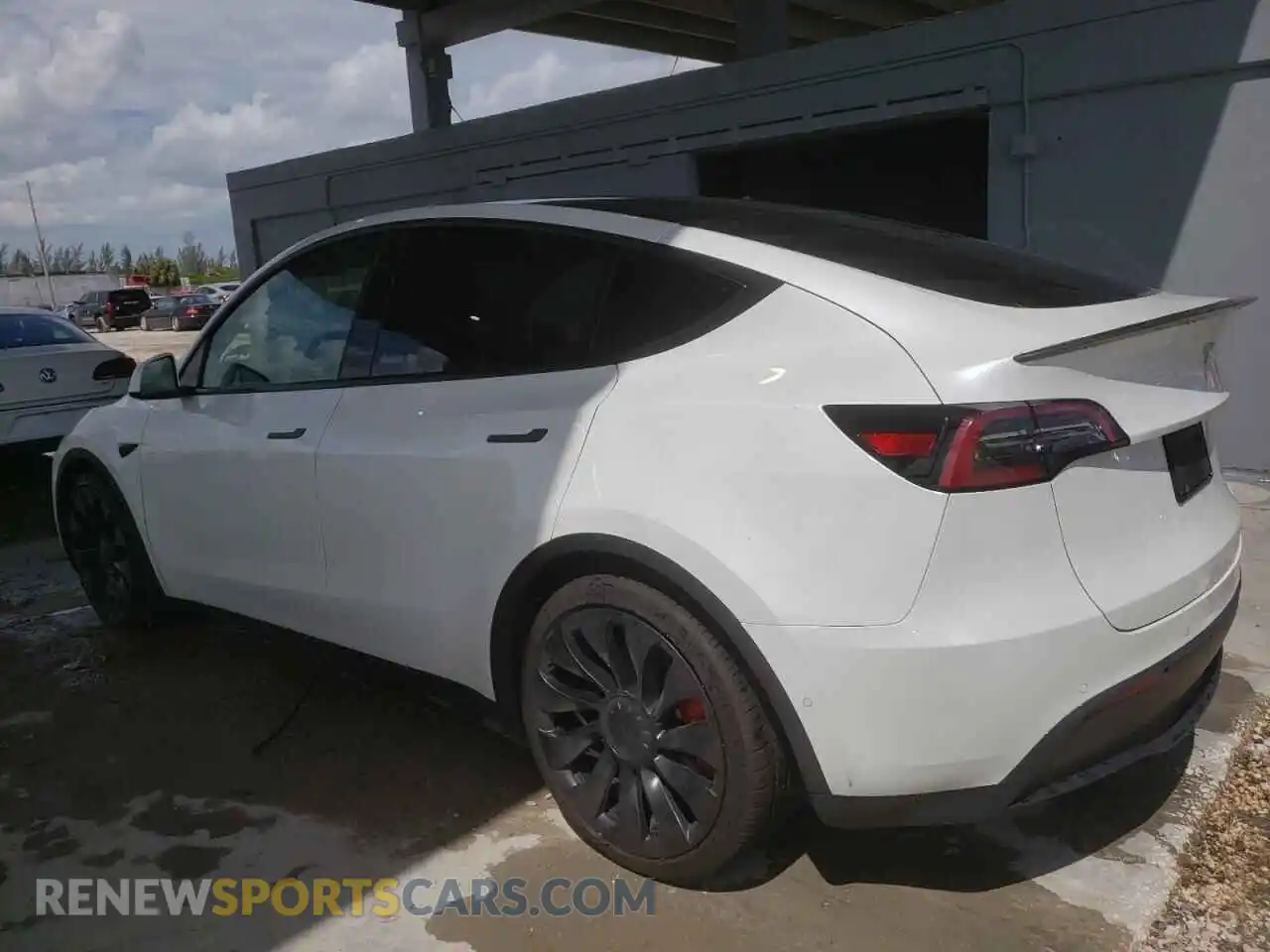 2 Photograph of a damaged car 7SAYGDEF5NF378670 TESLA MODEL Y 2022