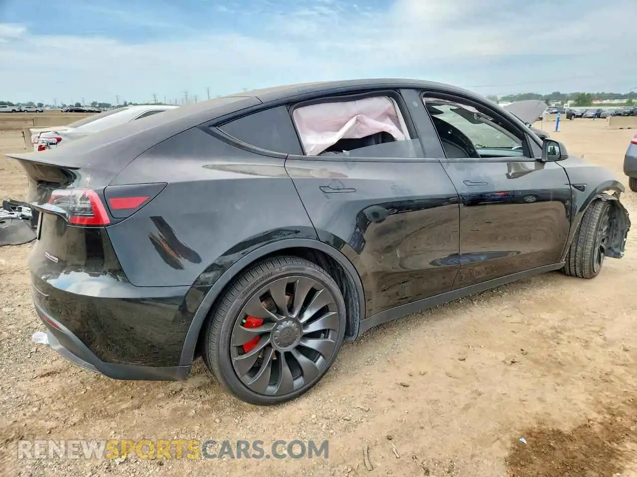 3 Photograph of a damaged car 7SAYGDEF5NF573944 TESLA MODEL Y 2022