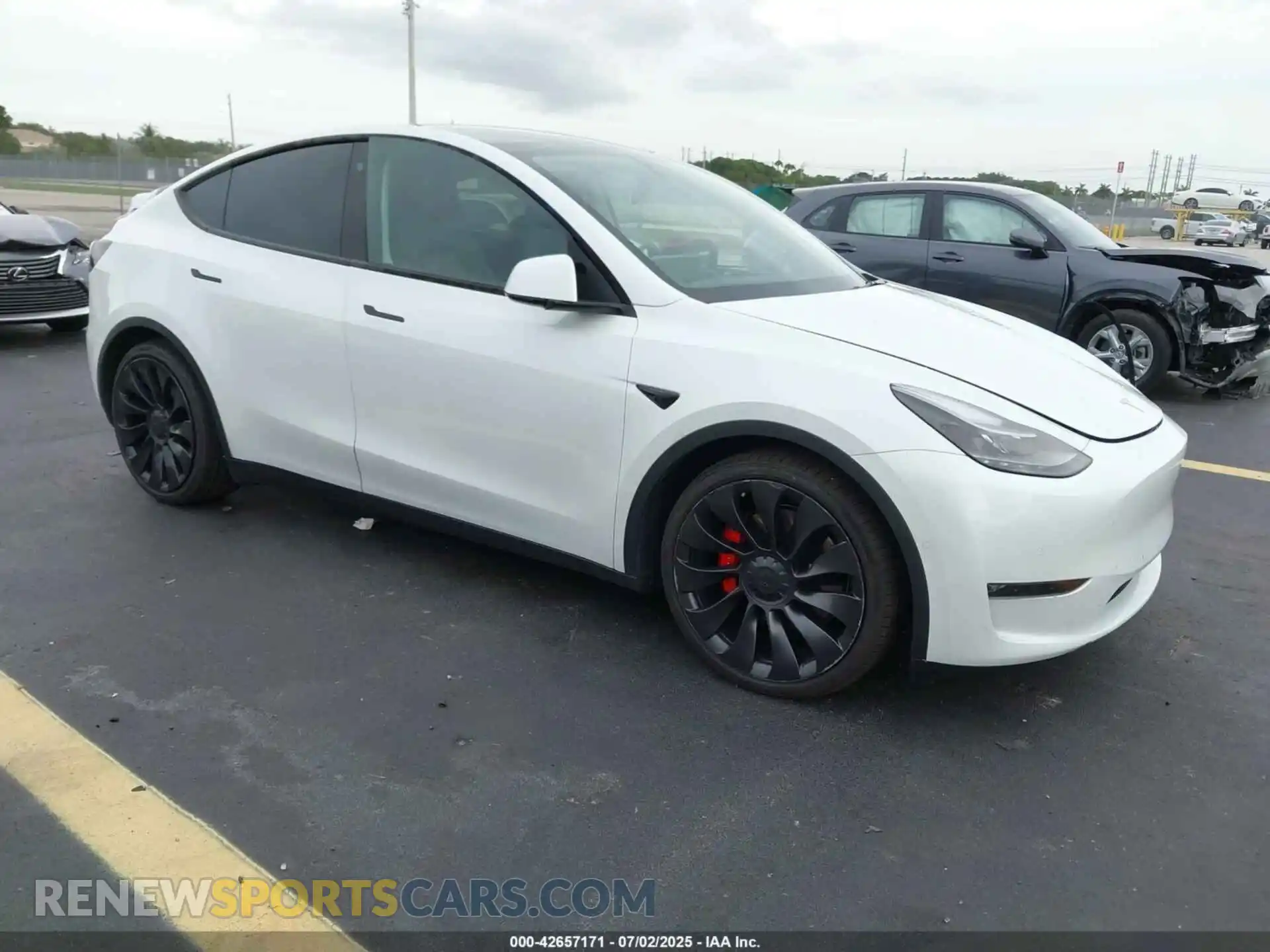 1 Photograph of a damaged car 7SAYGDEF6NF377088 TESLA MODEL Y 2022
