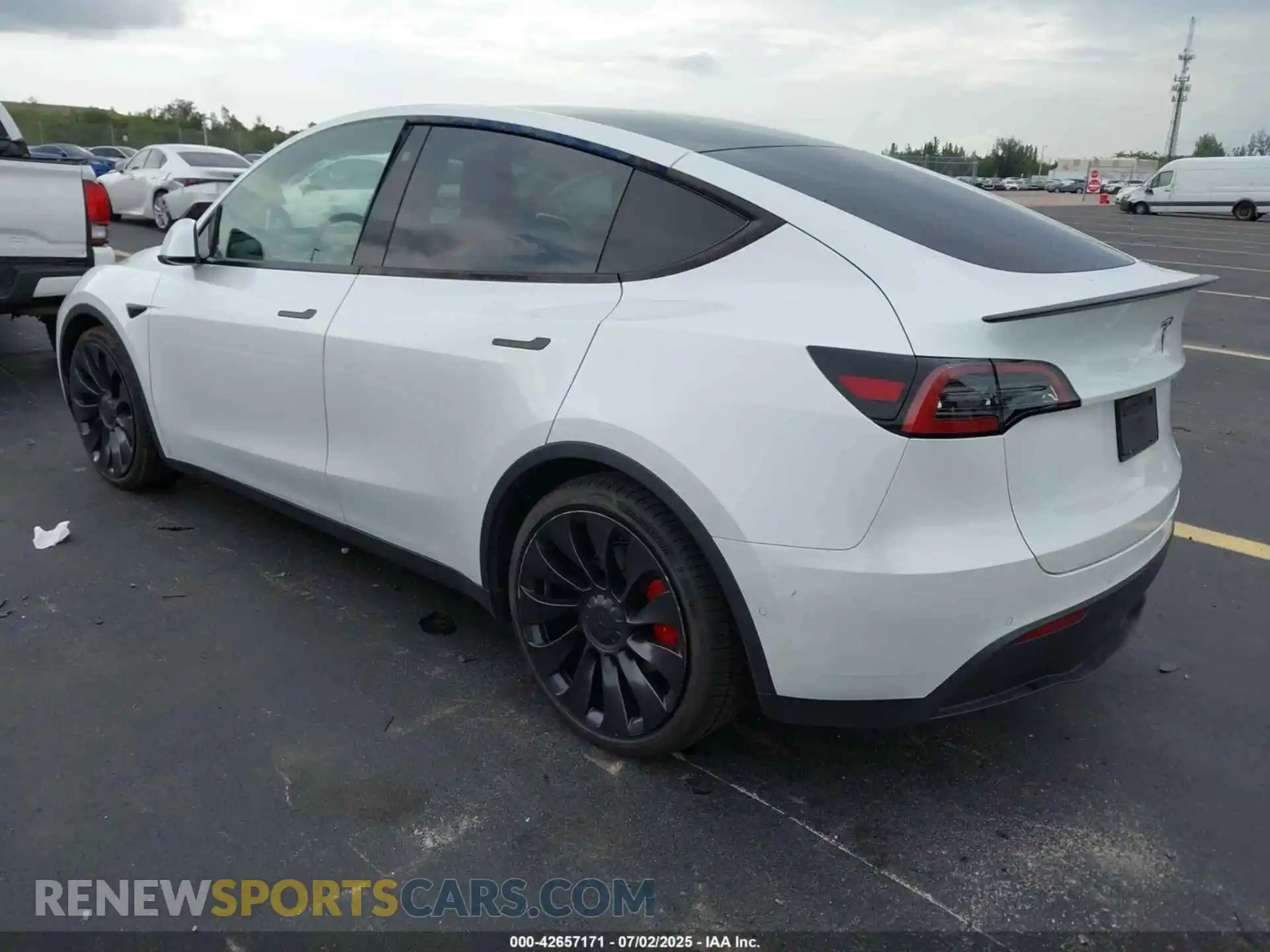 3 Photograph of a damaged car 7SAYGDEF6NF377088 TESLA MODEL Y 2022