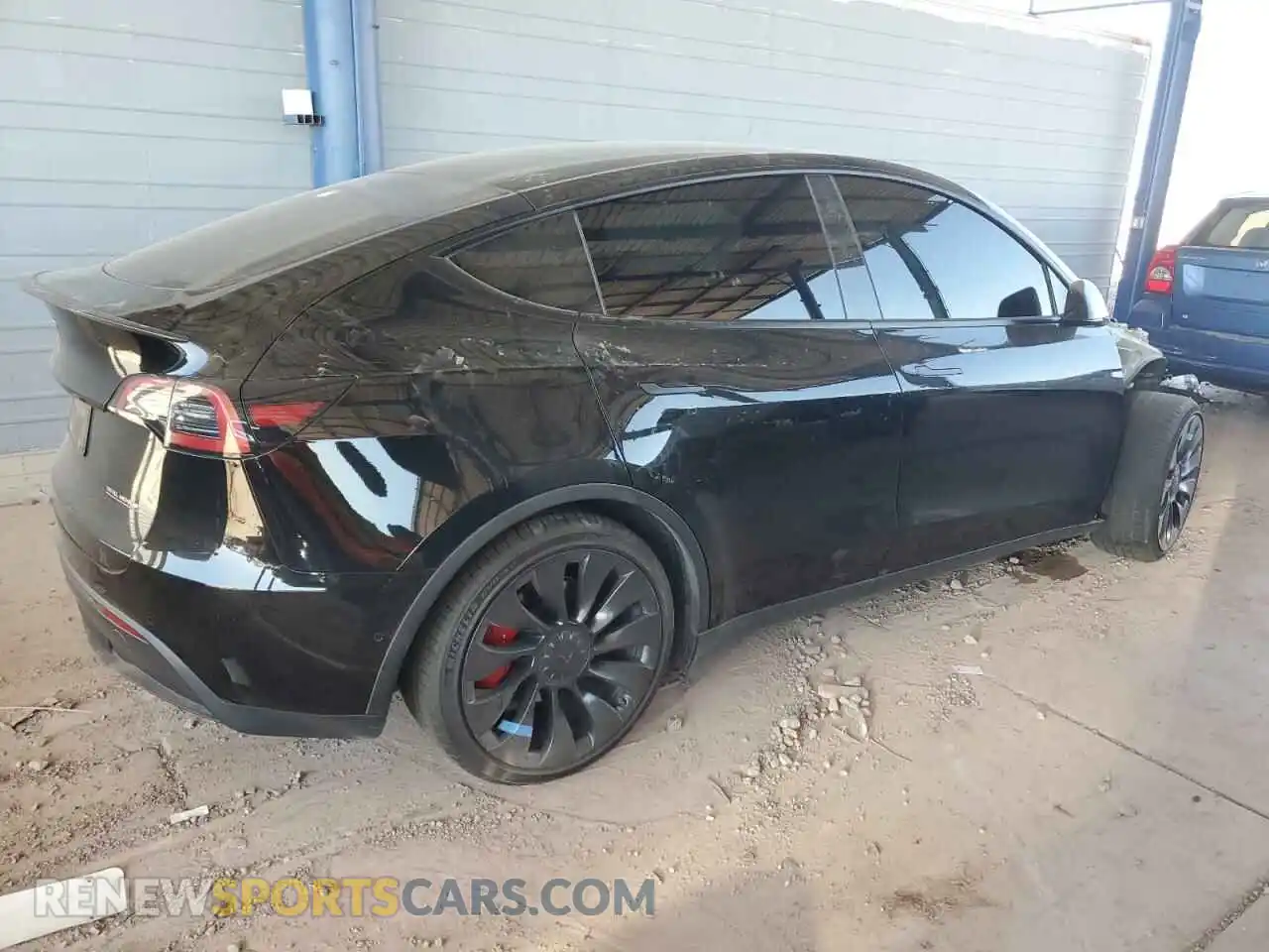 3 Photograph of a damaged car 7SAYGDEF6NF395932 TESLA MODEL Y 2022