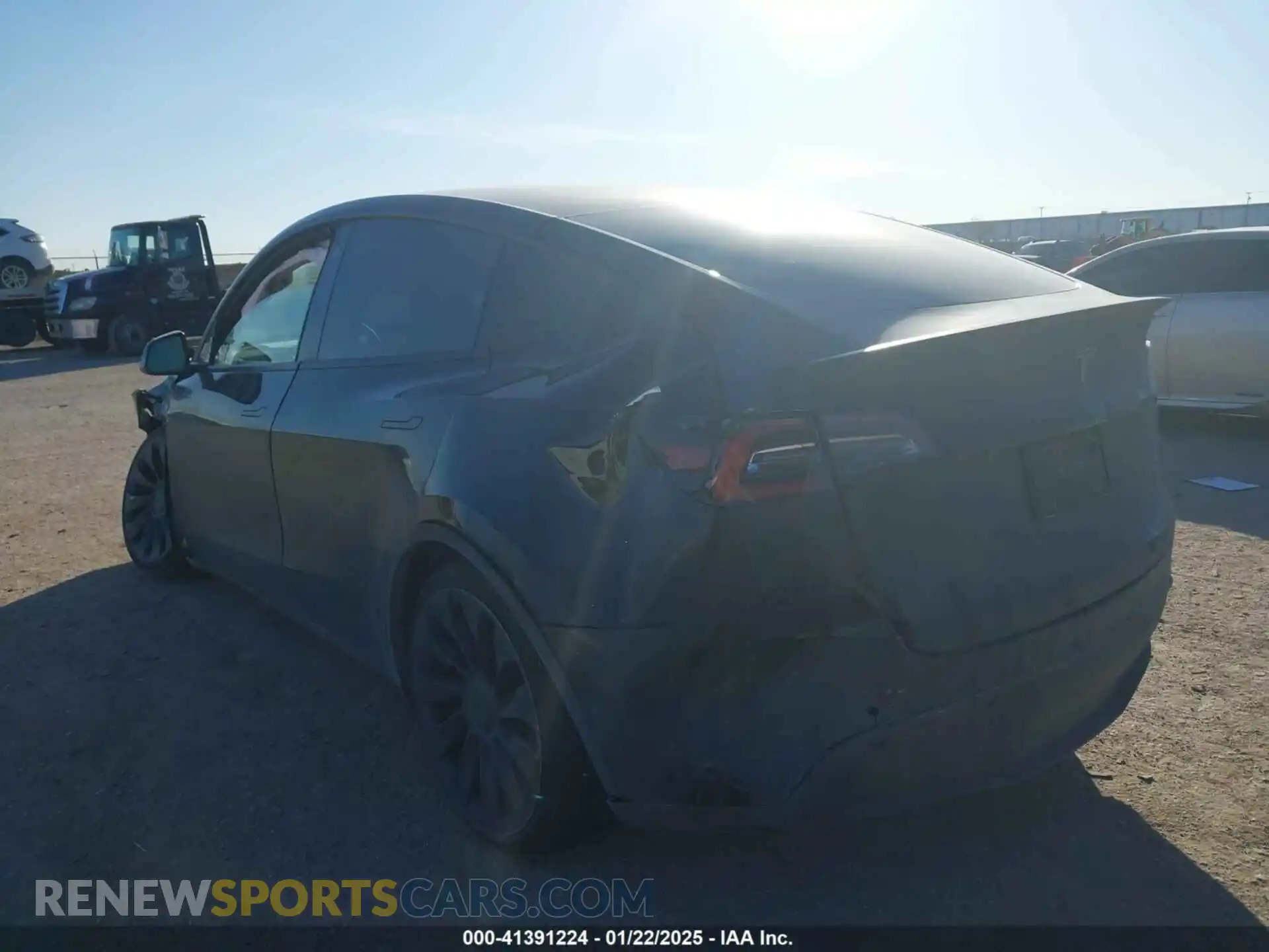 3 fotografías del automóvil dañado 7SAYGDEF6NF443297 TESLA MODEL Y 2022