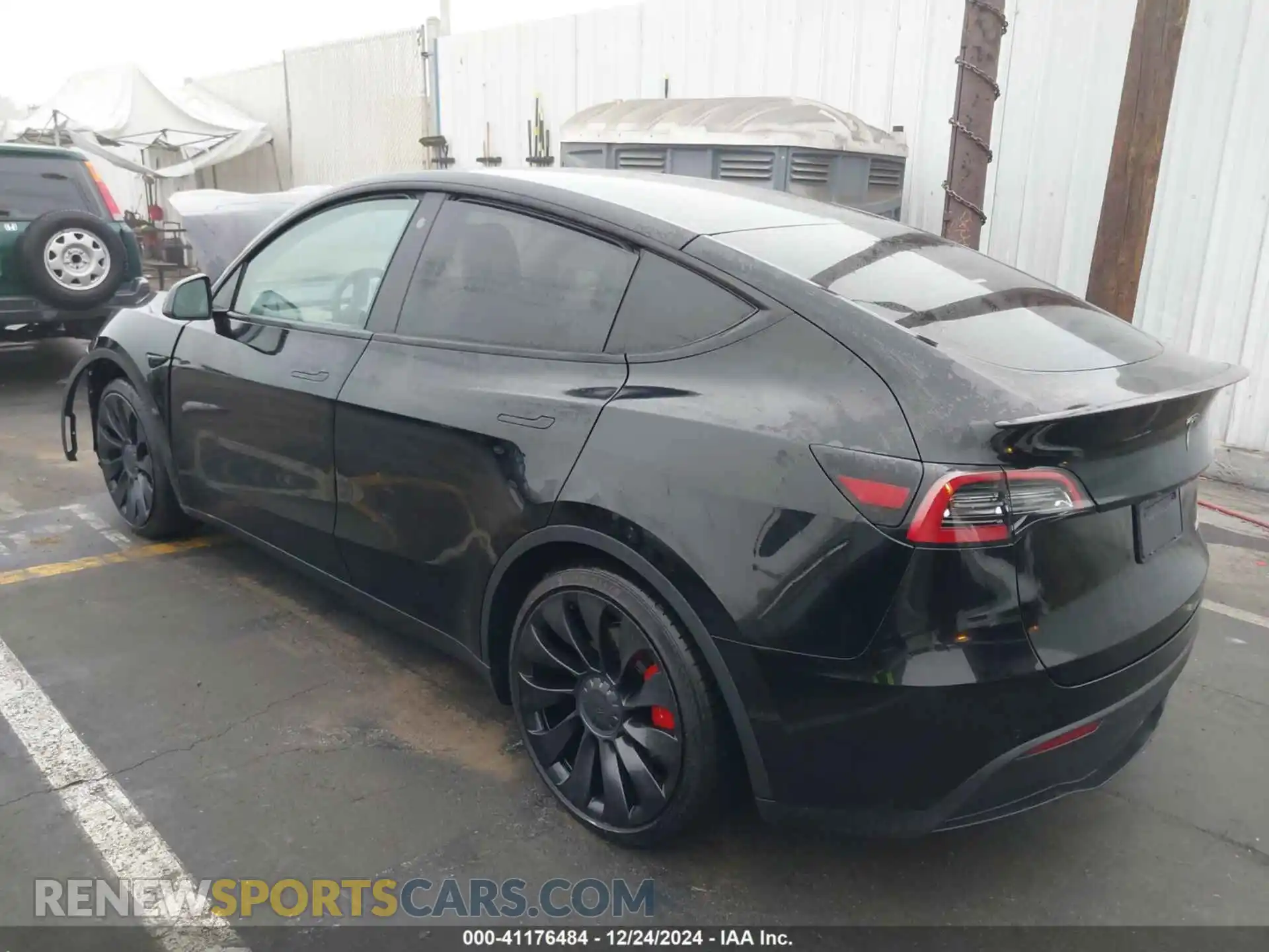3 Photograph of a damaged car 7SAYGDEF6NF445521 TESLA MODEL Y 2022