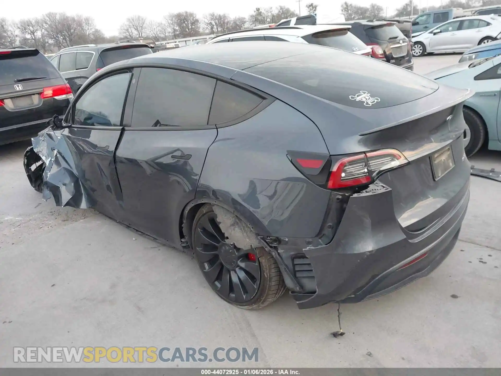 3 Photograph of a damaged car 7SAYGDEF6NF513560 TESLA MODEL Y 2022