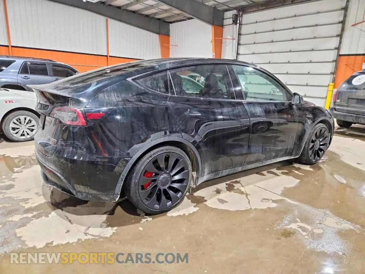 3 Photograph of a damaged car 7SAYGDEF6NF542444 TESLA MODEL Y 2022