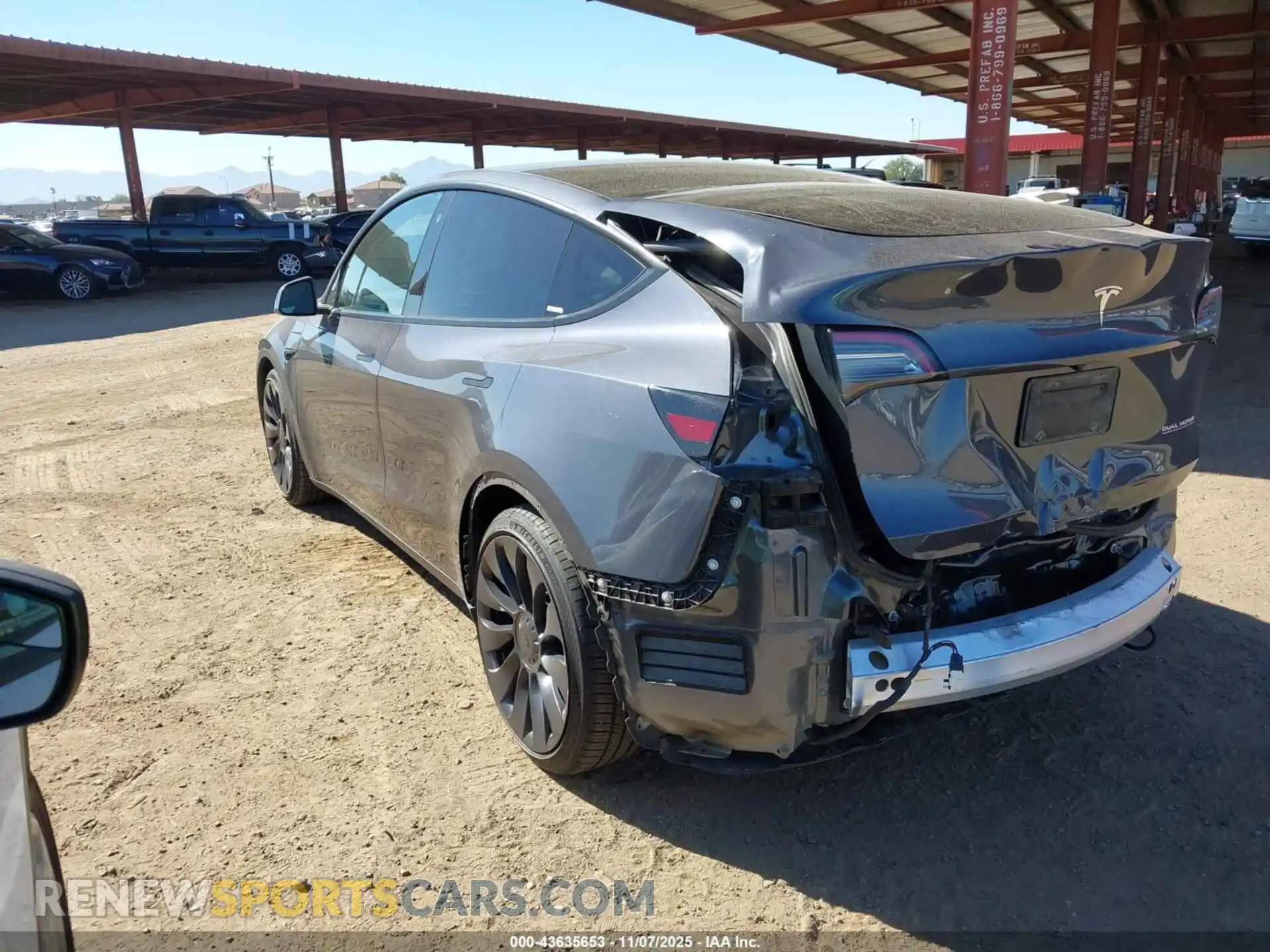 3 Photograph of a damaged car 7SAYGDEF7NF347890 TESLA MODEL Y 2022