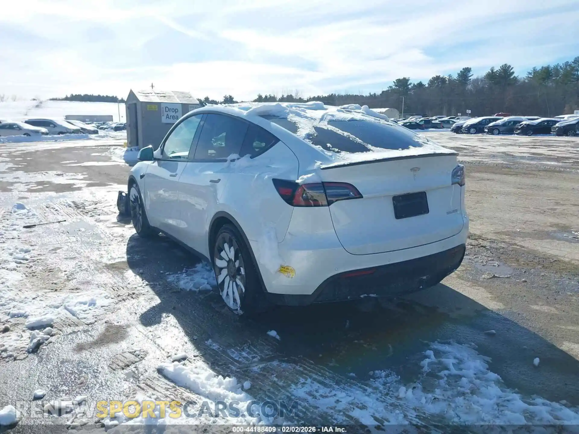 3 Photograph of a damaged car 7SAYGDEF7NF456172 TESLA MODEL Y 2022