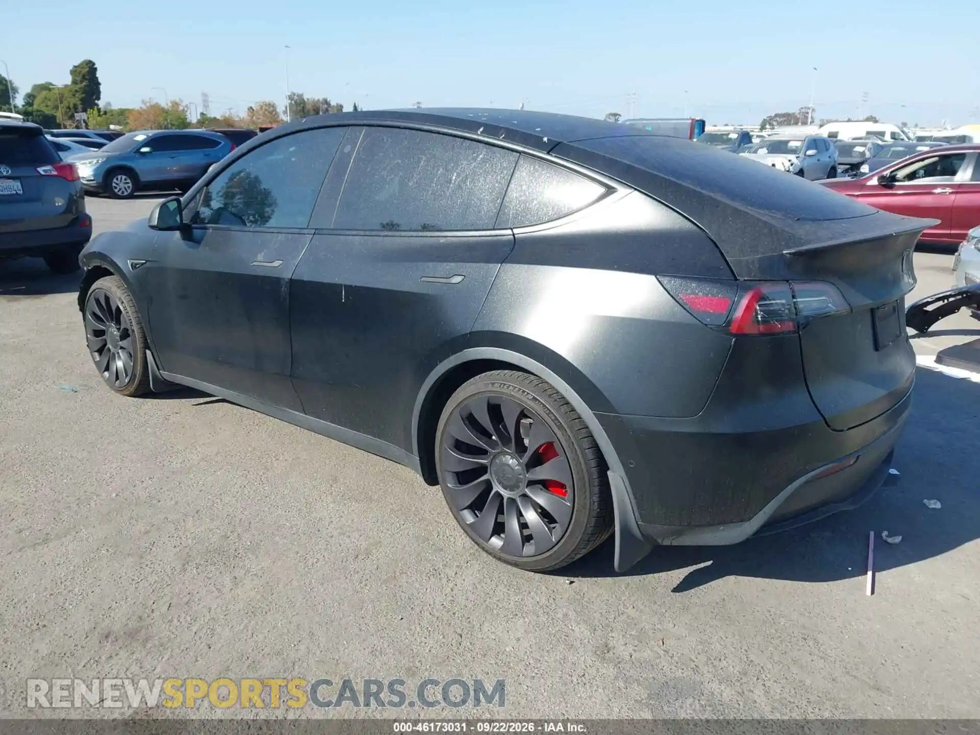 3 Photograph of a damaged car 7SAYGDEF8NF349874 TESLA MODEL Y 2022