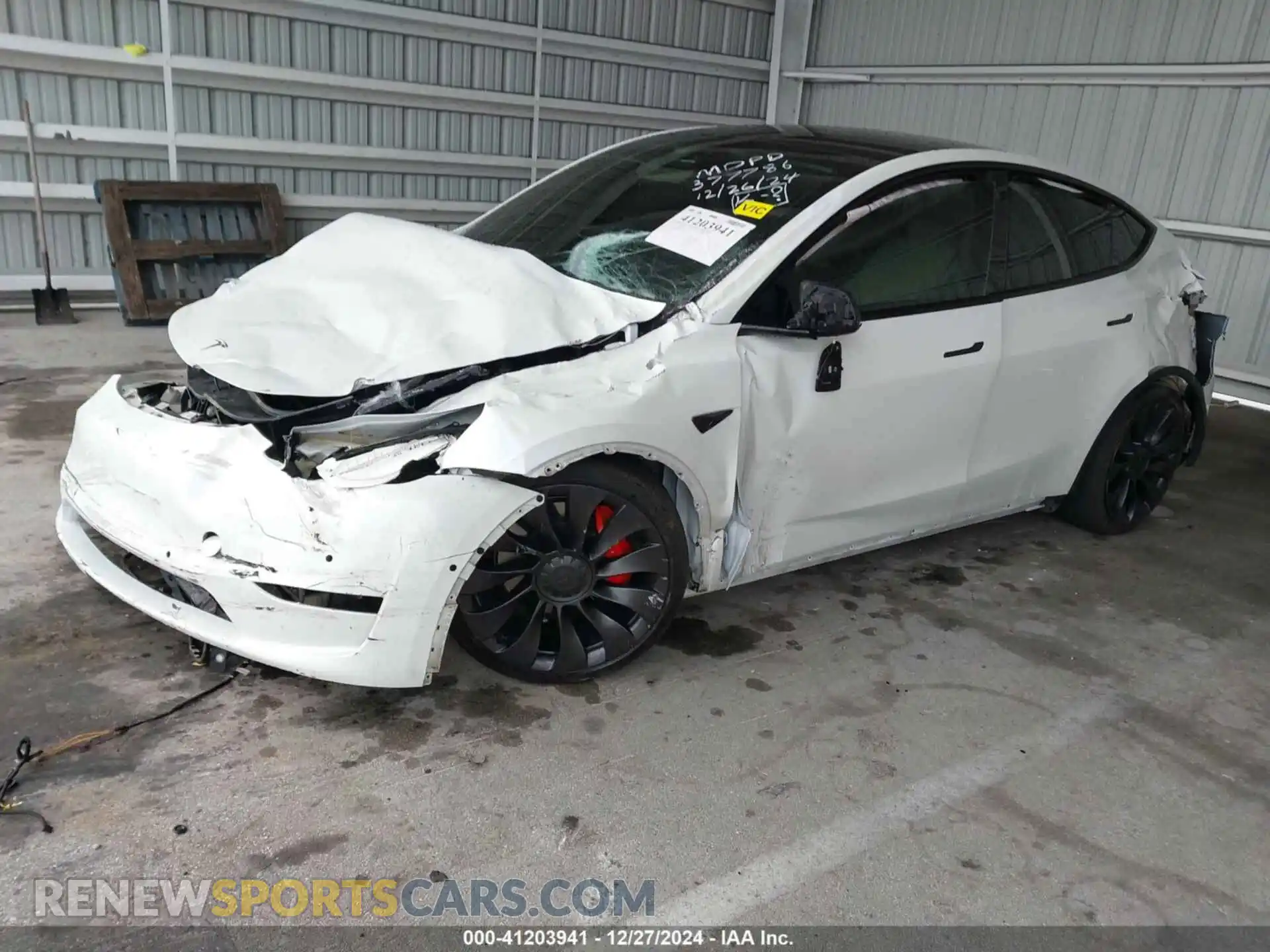2 Photograph of a damaged car 7SAYGDEF8NF377786 TESLA MODEL Y 2022