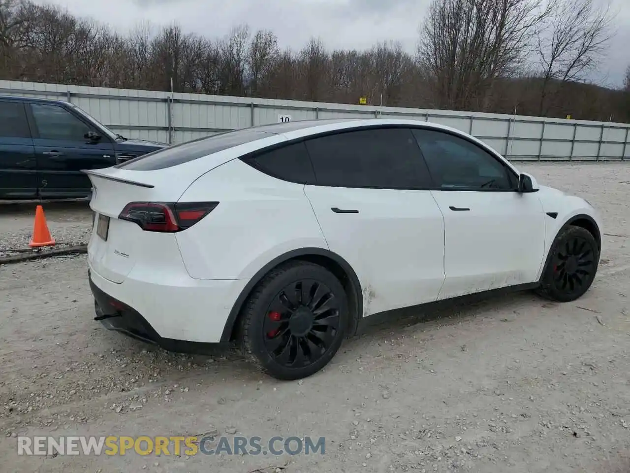 3 Photograph of a damaged car 7SAYGDEF8NF405098 TESLA MODEL Y 2022