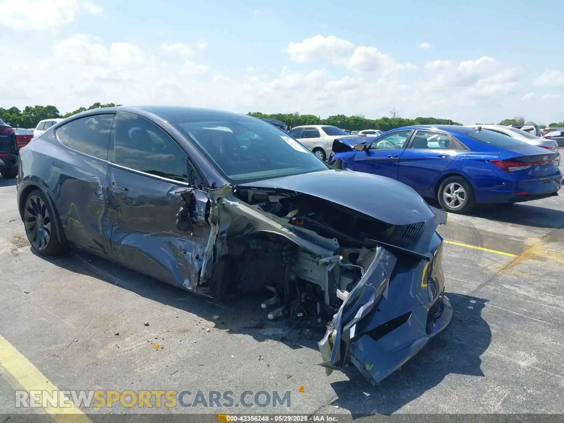 1 Photograph of a damaged car 7SAYGDEF8NF450574 TESLA MODEL Y 2022