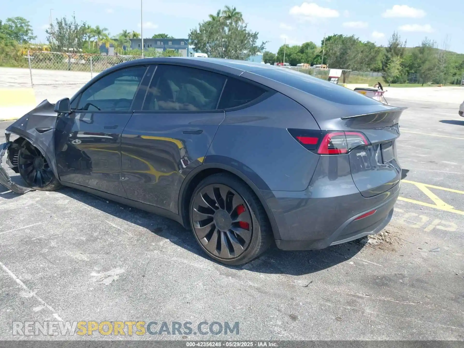 3 Photograph of a damaged car 7SAYGDEF8NF450574 TESLA MODEL Y 2022