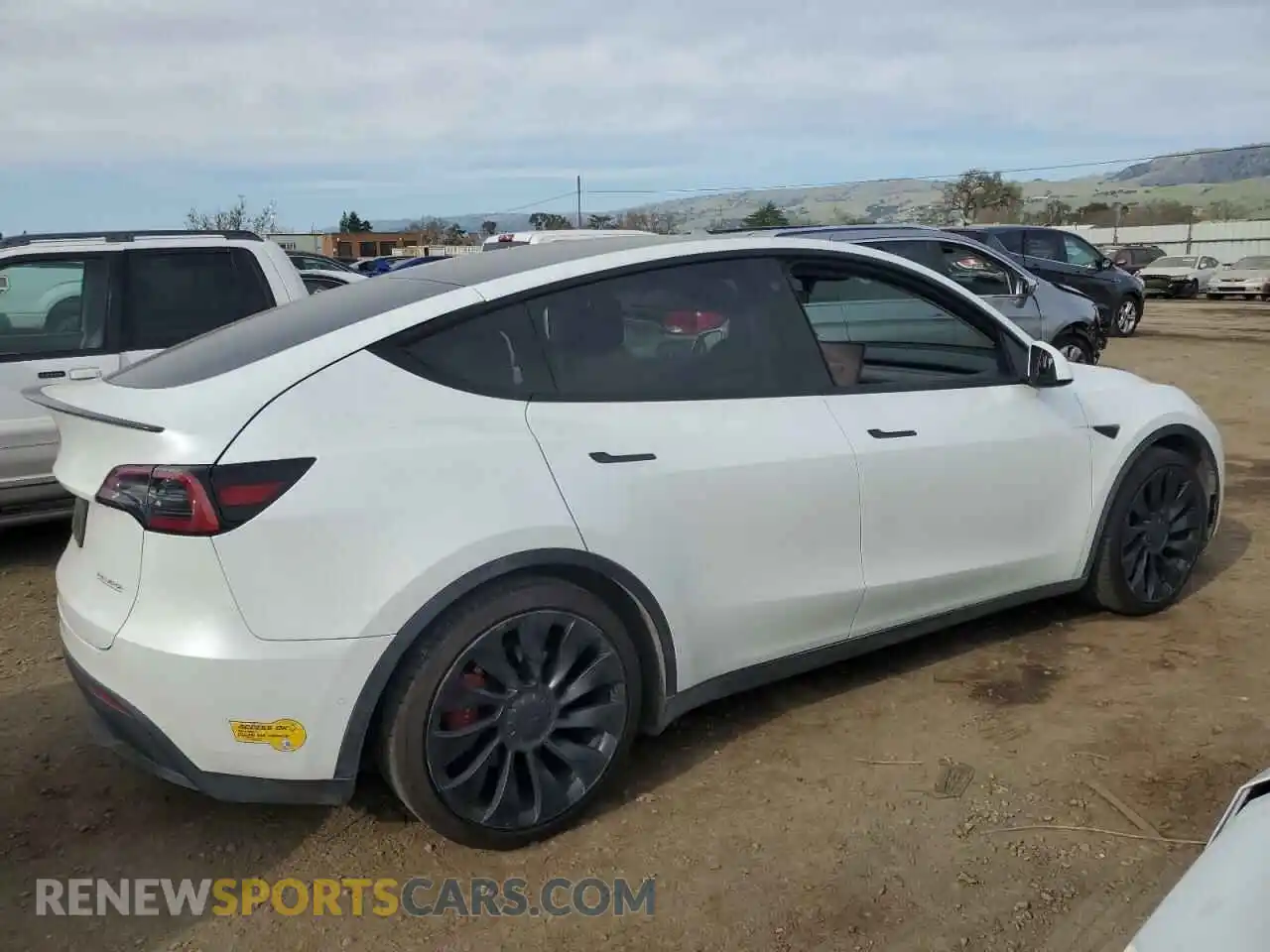 3 Photograph of a damaged car 7SAYGDEF8NF455421 TESLA MODEL Y 2022