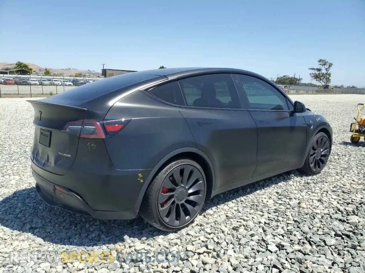 3 fotografías del automóvil dañado 7SAYGDEF8NF492954 TESLA MODEL Y 2022