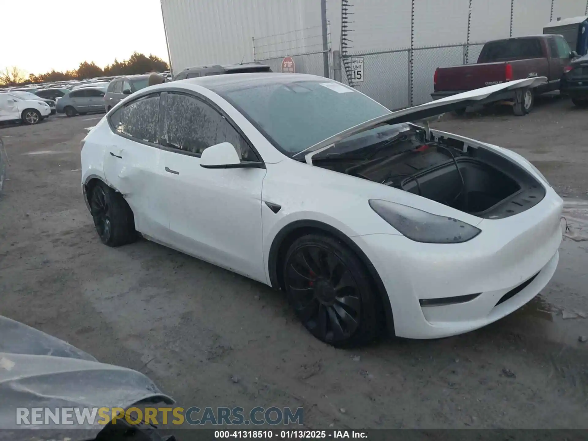 1 fotografías del automóvil dañado 7SAYGDEF8NF550979 TESLA MODEL Y 2022