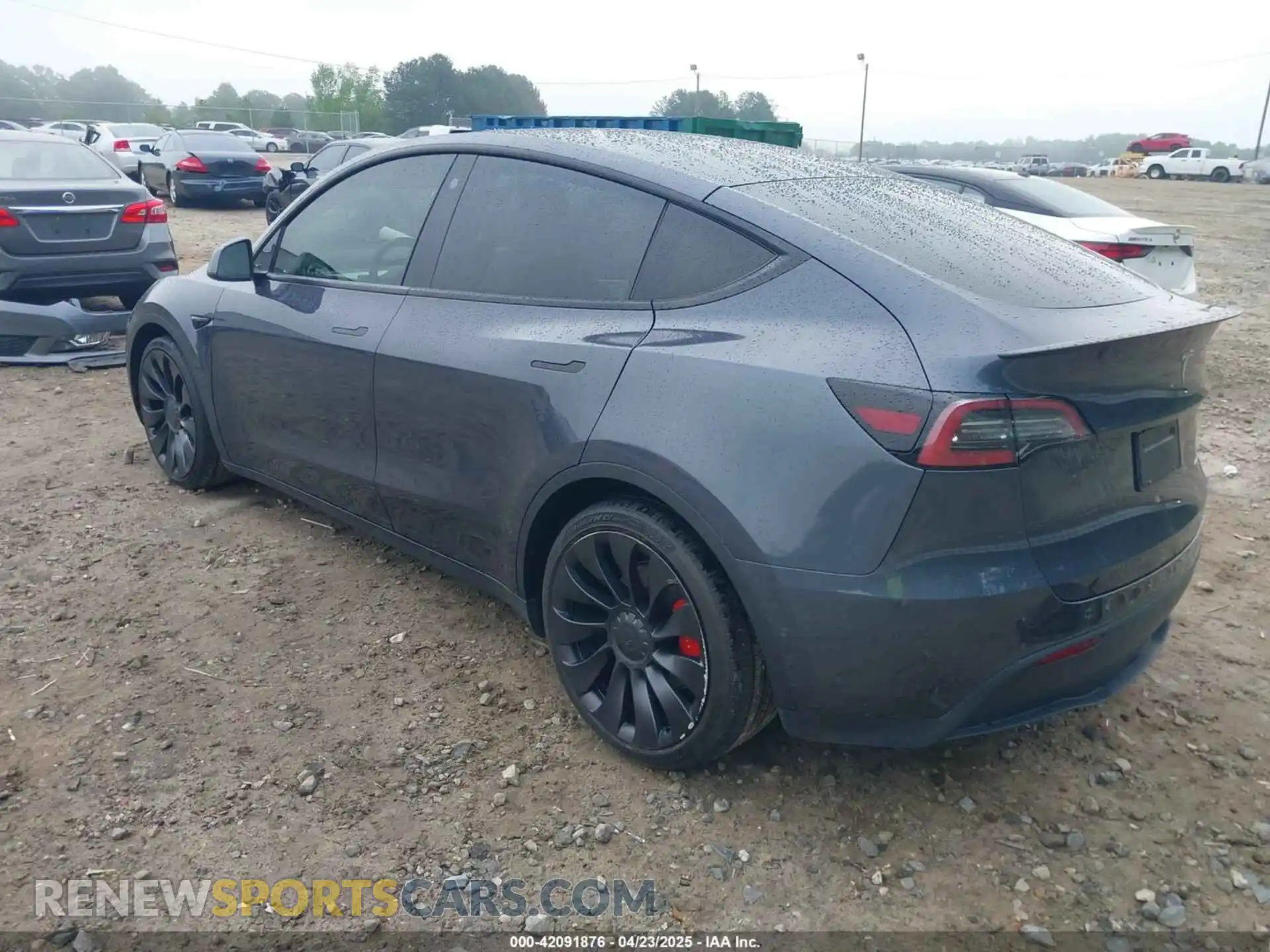 3 Photograph of a damaged car 7SAYGDEF9NF377005 TESLA MODEL Y 2022