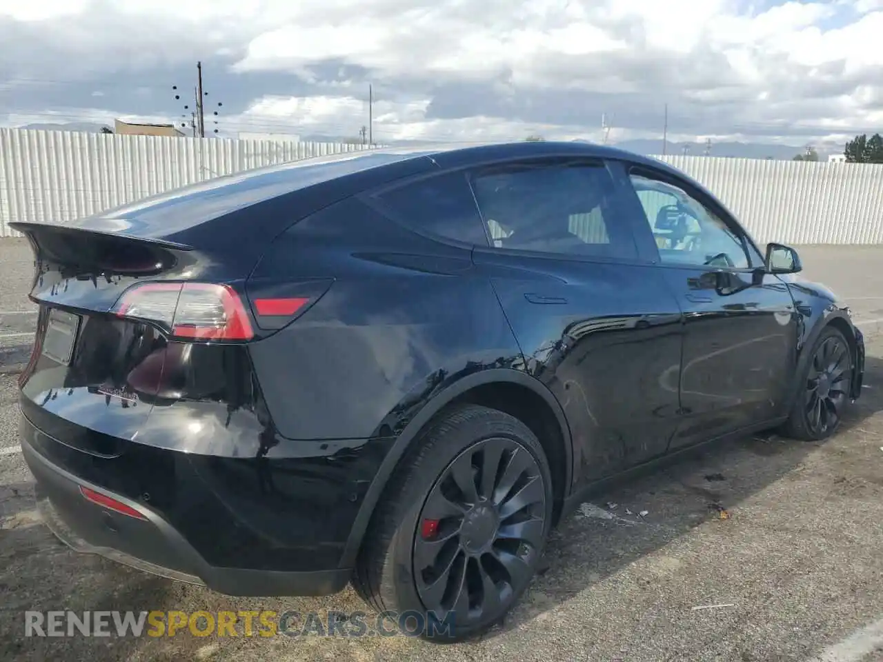 3 Photograph of a damaged car 7SAYGDEF9NF455508 TESLA MODEL Y 2022