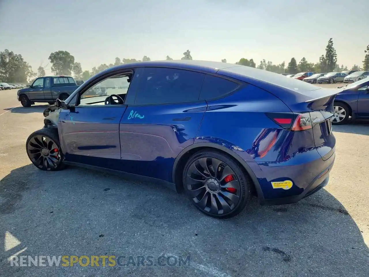 2 Photograph of a damaged car 7SAYGDEF9NF501547 TESLA MODEL Y 2022